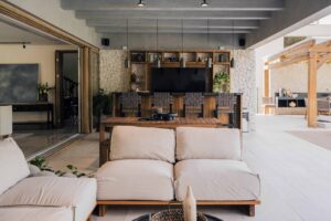 Lee más sobre el artículo COMBINACIONES DE PIEDRA NATURAL CON ESTILOS EMERGENTES