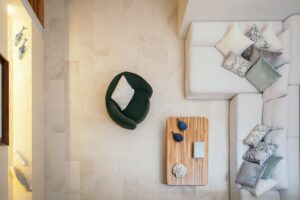 Lee más sobre el artículo EL IMPACTO DEL ACABADO DE LA PIEDRA NATURAL EN LA PERCEPCIÓN DEL ESPACIO